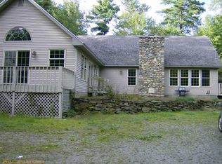 54 Oldham Rd, Saint Albans, ME 04971