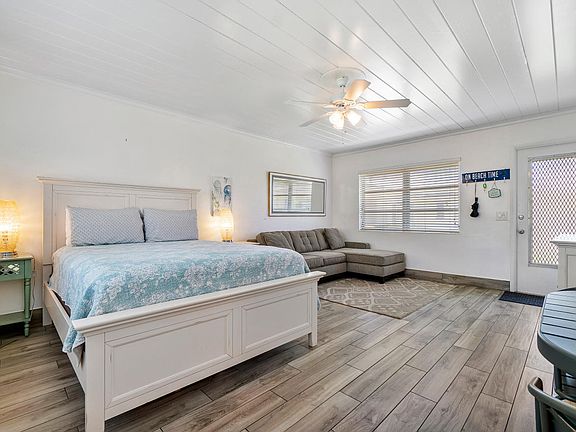 Home For Sale In Grove