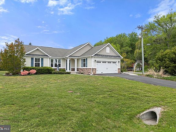 2nd image of 38704 Foxhall Rd