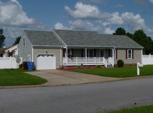 3300 Holly Ridge Dr, Chesapeake, VA 23323