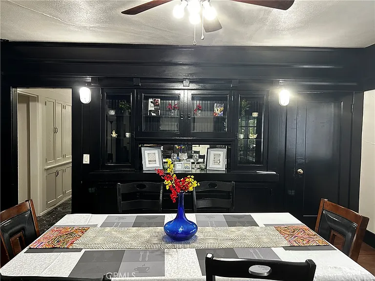 4727 Oakwood Ave — Photo 8