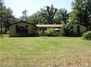 909 N Raincrow Rd, Fayetteville, AR 72704