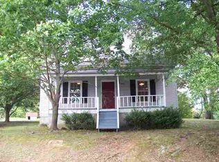 100 Summey St, Central, SC 29630