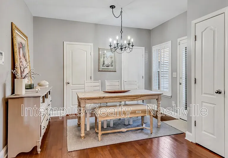 1128 Woodbury Falls Ct — Photo 10