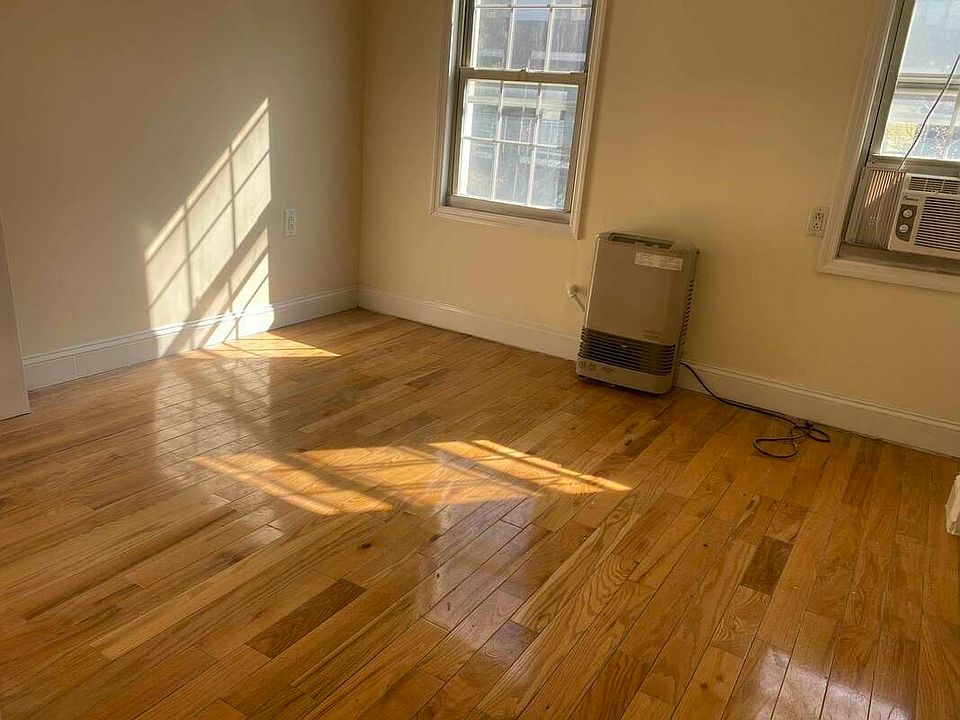 1st image of 133 Meserole St #3LEFT