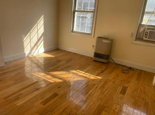 133 Meserole St #3LEFT, Brooklyn, NY 11206