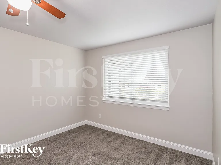 10819 Sagewind Dr — Photo 12