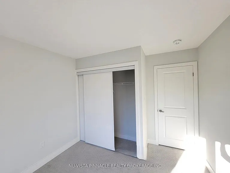990 Deveron Cres #43 — Photo 15