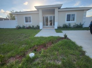 19564 NW 32nd Ct, Miami Gardens, FL 33056