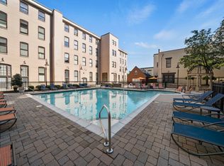 Lofts and Upper Lofts at Canal Walk, Richmond, VA 23223