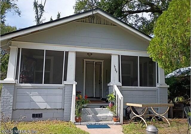1st image of 1109 W 26TH Street
