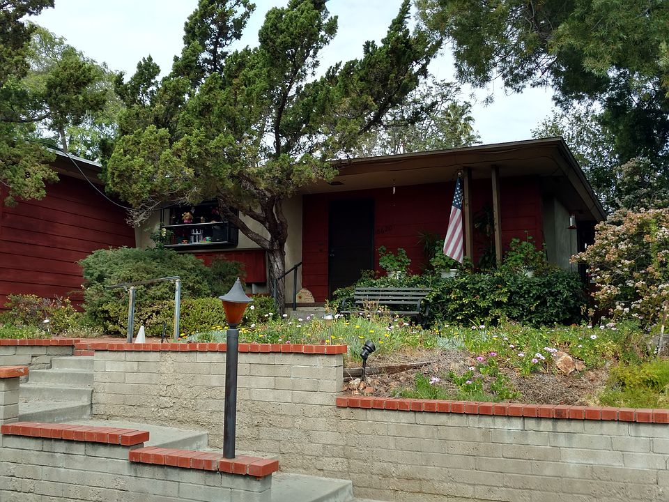 1st image of 8620 Mariposa St