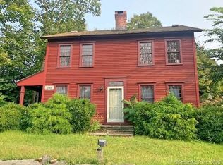 296 Newtown Tpke, Redding, CT 06896