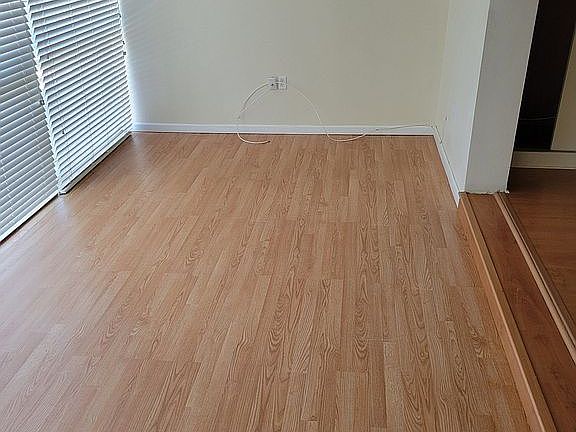 5th image of 220 NE 105th St