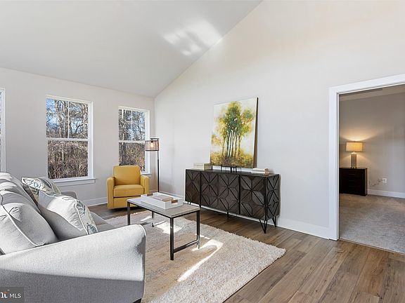 5th image of Wetherby Circle Aloha