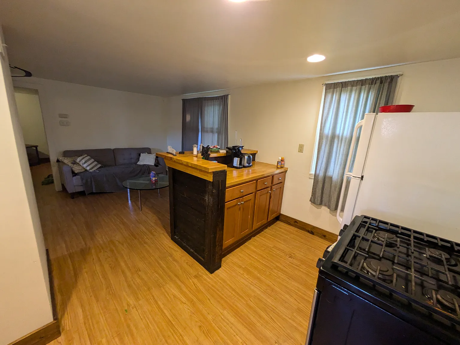 1 bed, 600 sqft, $975 — Photo 2