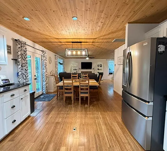 18238 Big Fir Ct SE — Photo 10
