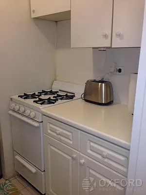 Rented by Oxford Property Group | media 125