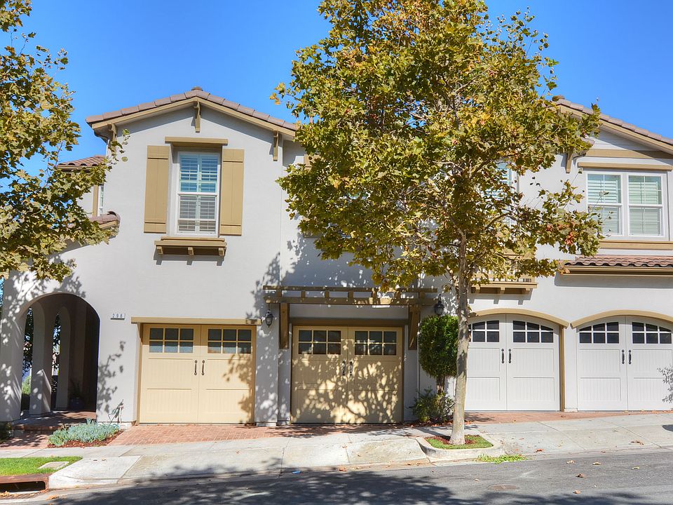 1st image of 298 Meadow Pine Pl