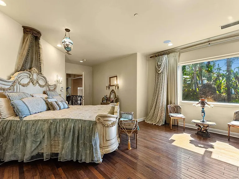 15708 Circo Diegueno Rd — Photo 27
