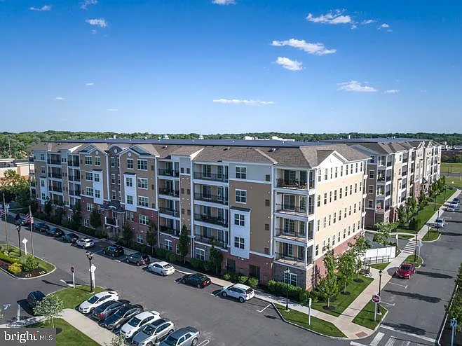 Building Photo - 1307 Churchill Downs Way