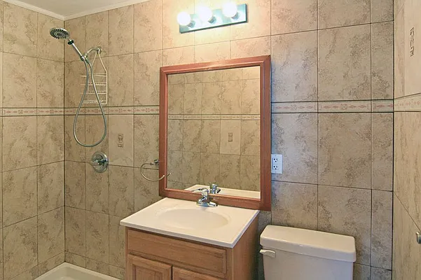 Rented by Horowitz Real Estate | media 11