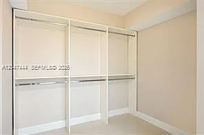 19195 NE 36th Ct #905 — Photo 32