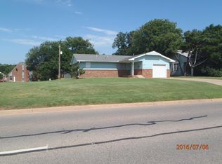 2318 N Washington St, Stillwater, OK 74075