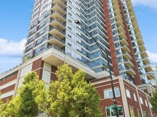 1600 S Prairie Ave #1002, Chicago, IL 60605