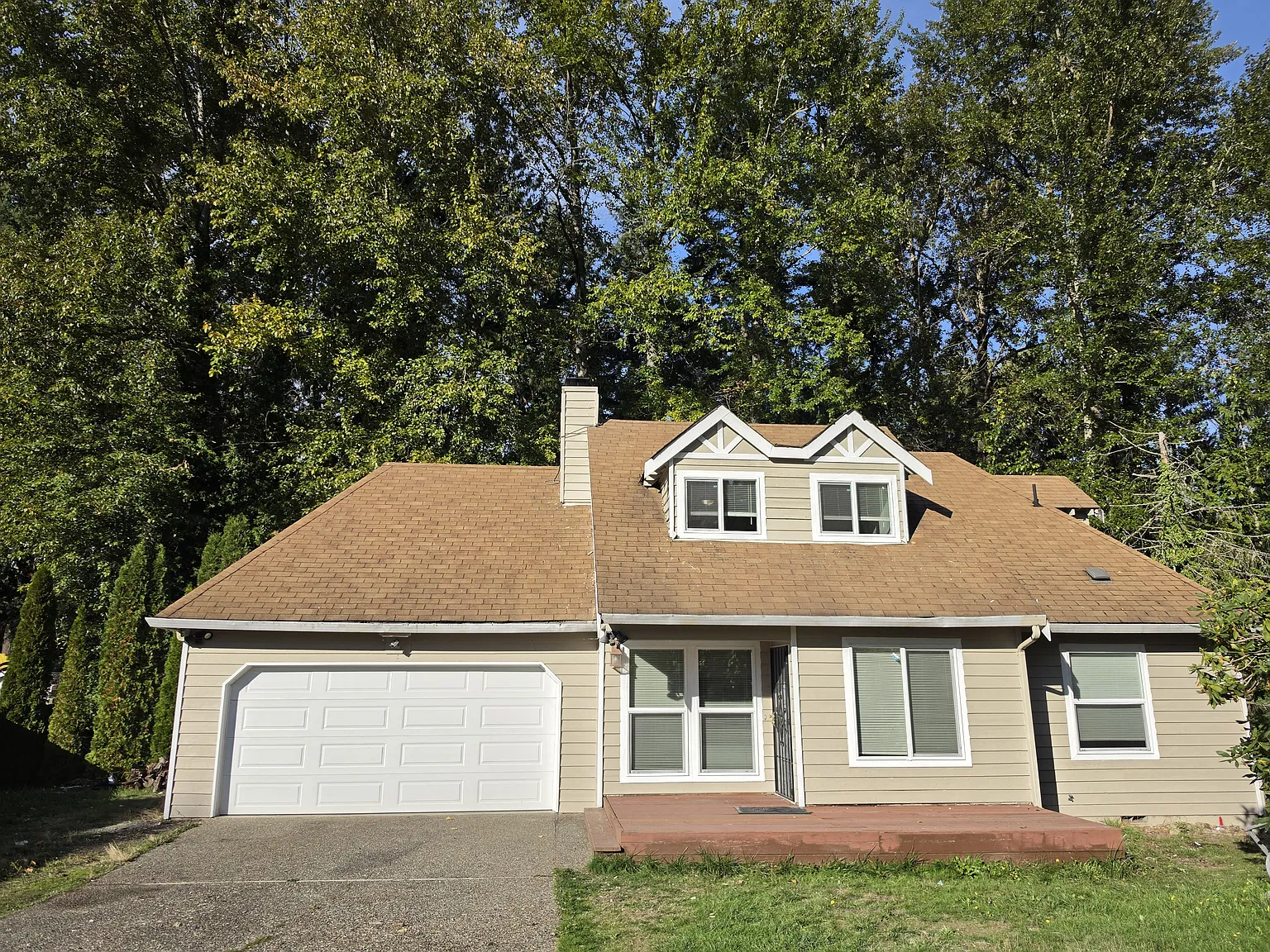 4 bed, 1550 sqft, $2,795 — Photo 2