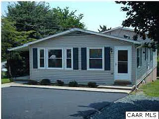 1502 Green St photo 1