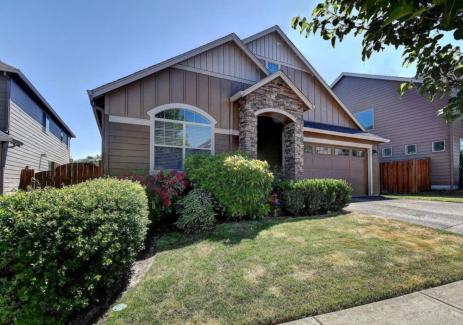 Beautiful Single story in Salmon Creek — Photo 3