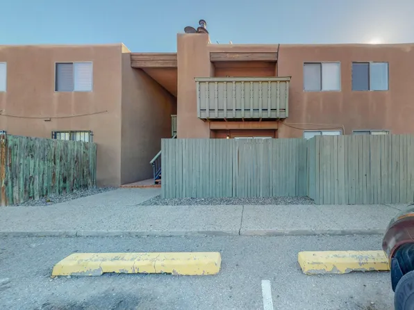 245 La Vida Nueva Del Oeste SW, Albuquerque, NM 87105