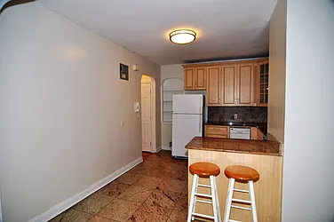 Rented by CENTURY 21 Sunny Gardens Realty, Inc.