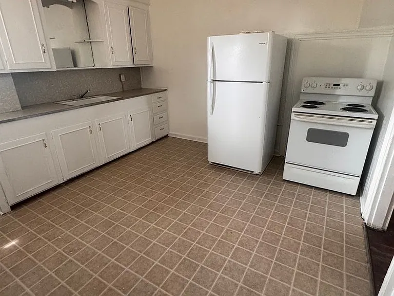 710 Pennsylvania Ave — Photo 10