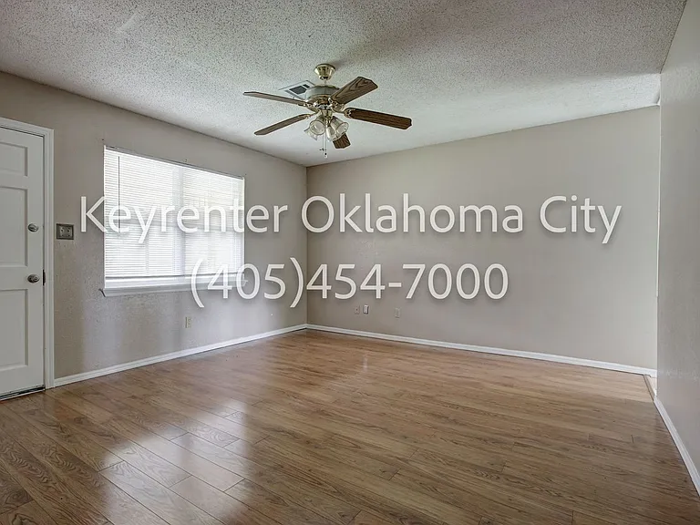 128 Mount Vernon Dr — Photo 8