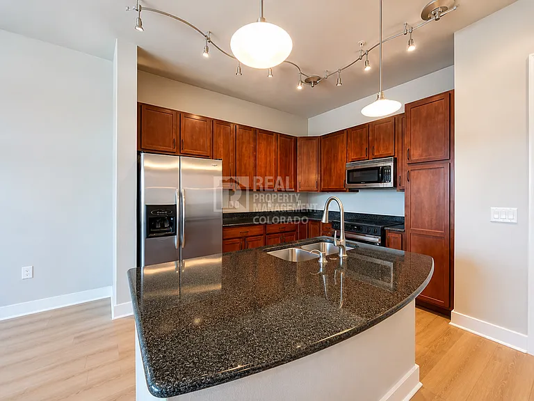 10111 Inverness Main St #404 — Photo 3