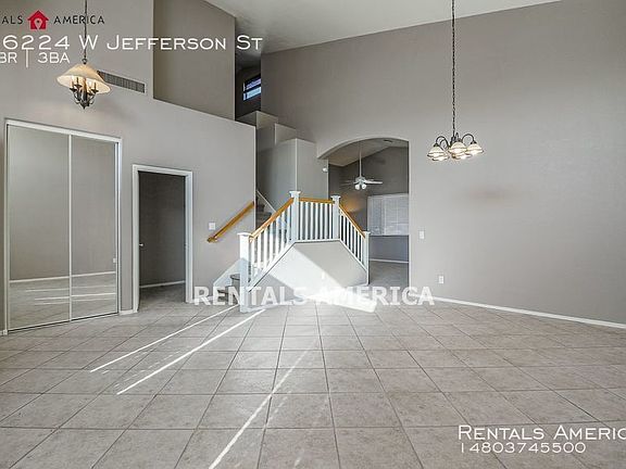 4th image of 16224 W Jefferson St