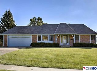 1409 Lawrence Ln, Bellevue, NE 68005