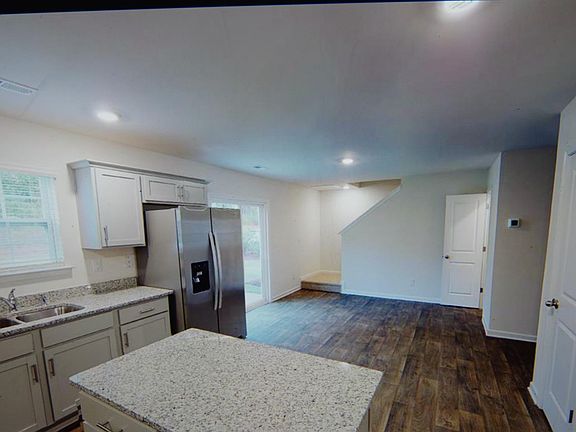 4th image of 457 Delahays Rd