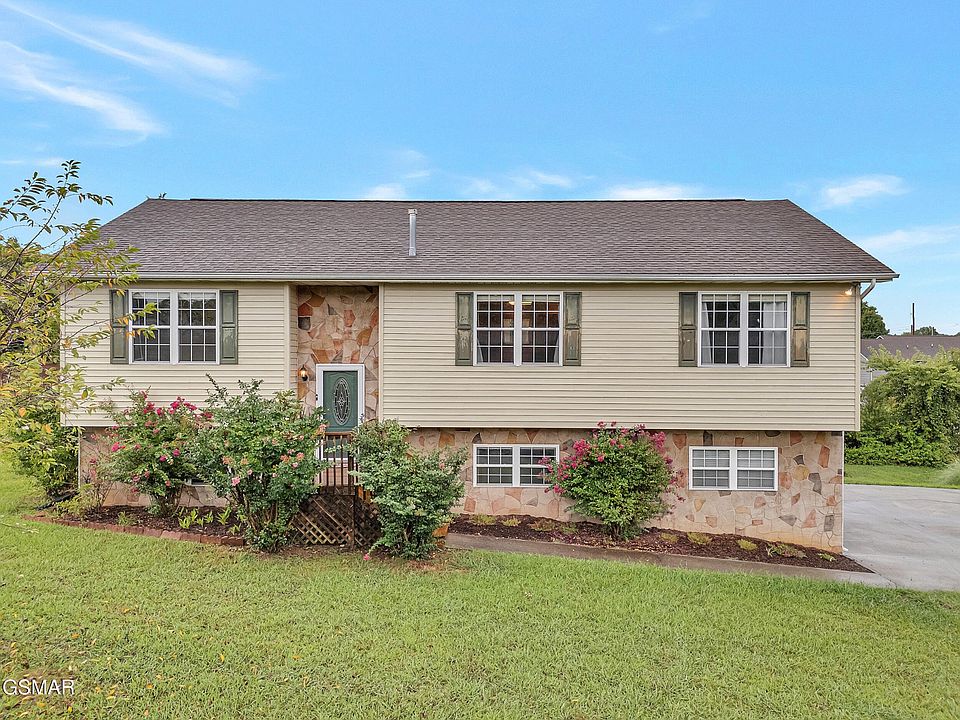 1st image of 2855 English Valley Ln