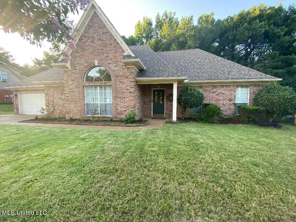 10232 Lazy Creek Dr, Olive Branch, MS 38654