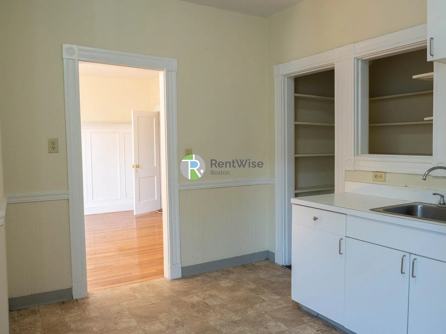 1120-1126 Commonwealth Ave — Photo 4