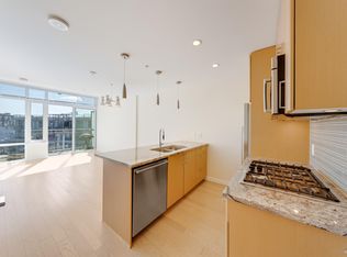 88 W 1st Ave #1002, Vancouver, BC