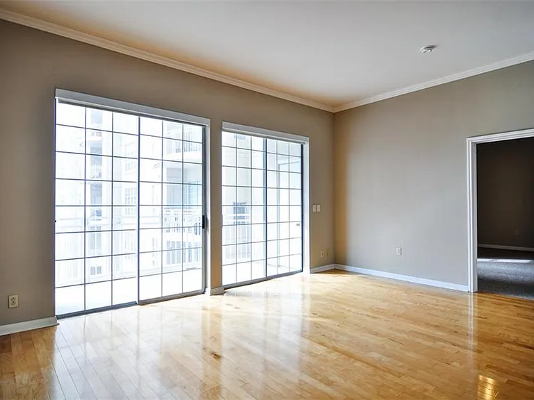 3225 Turtle Creek Blvd #929 — Photo 11