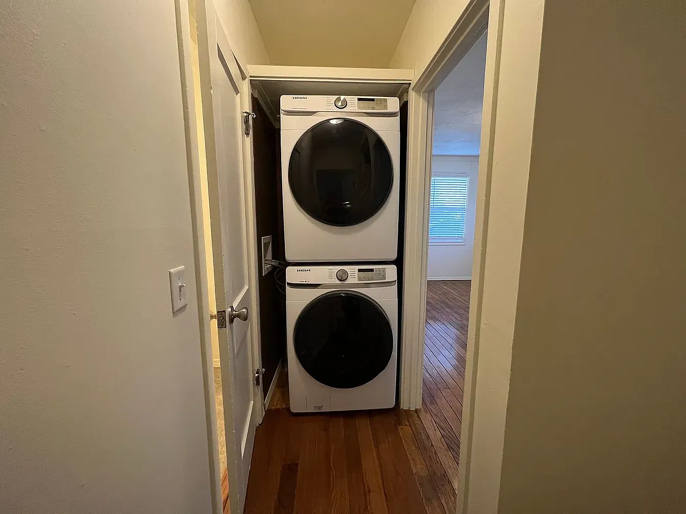 2 bed, 625 sqft, $985 — Photo 4