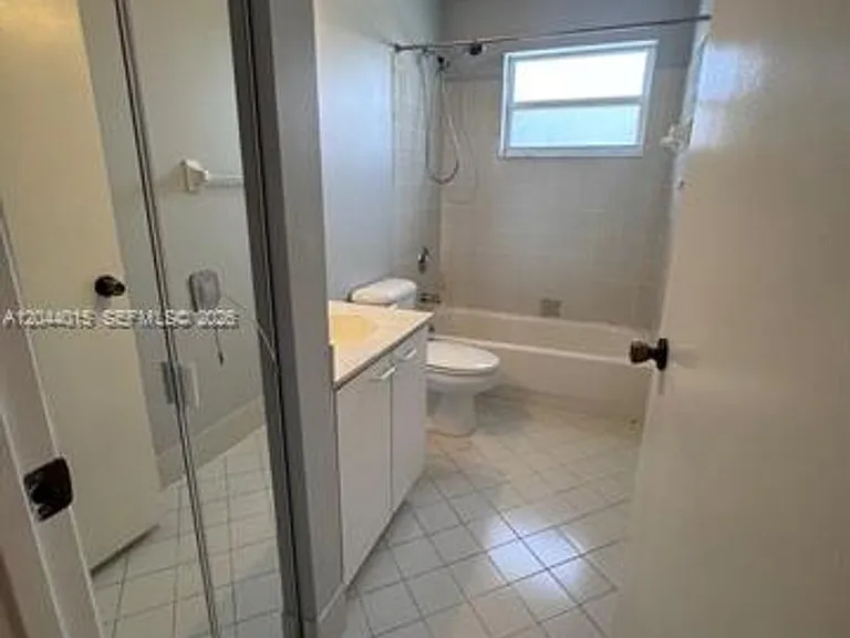 1435 NW 154th Ln — Photo 10