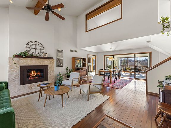 4th image of 3309 Creekside Ct
