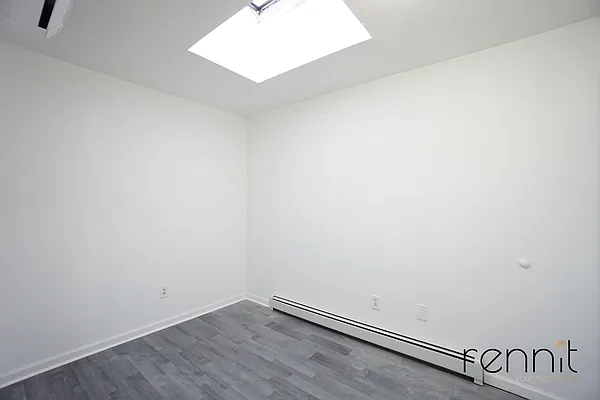 Rented by Rennit Inc. | media 25