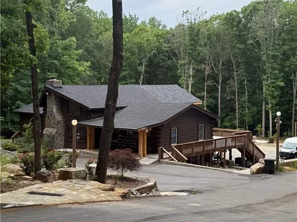2426 E Maddox Rd, Buford, GA 30519